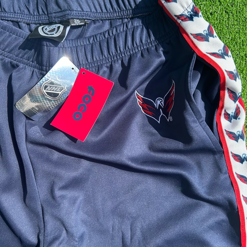Washington Capitals Stripe Logo Jogger Track Pants Men’s 2XL FOCO NHL NWT Navy - Picture 6 of 14